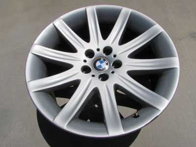 BMW 19x9 Front Rim Wheel Star Spoke 95 36116753241 E65 E66 745i 745Li 750i 760i